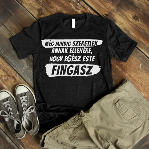 Még mindig szeretlek, annak ellenére, hogy póló