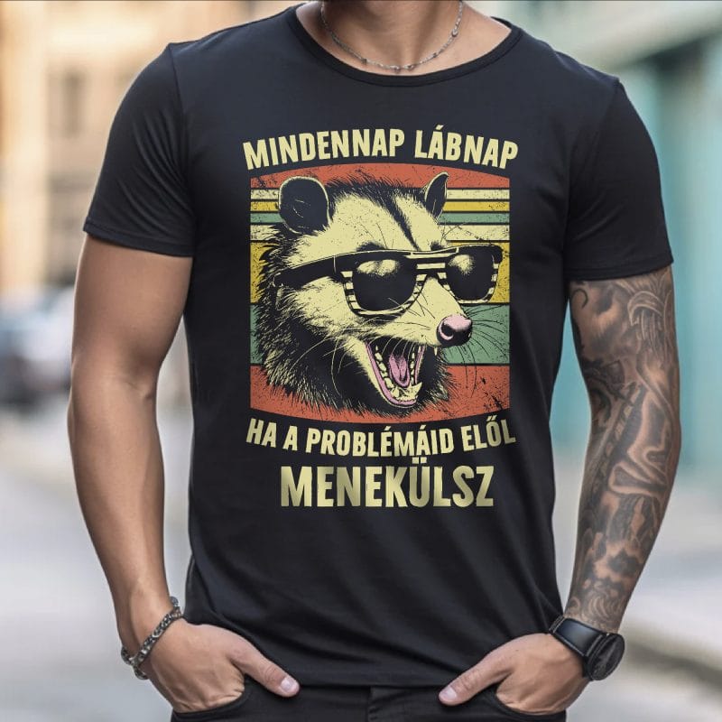 Mindennap lábnap, oposszummal póló